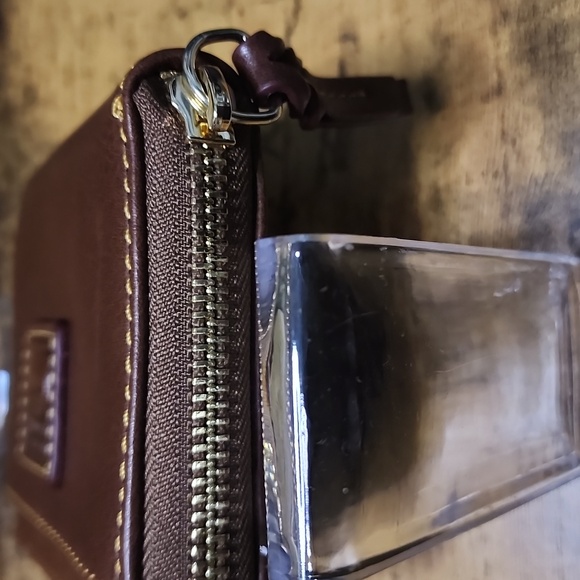 Dooney & Bourke Wallet - Picture 4 of 9